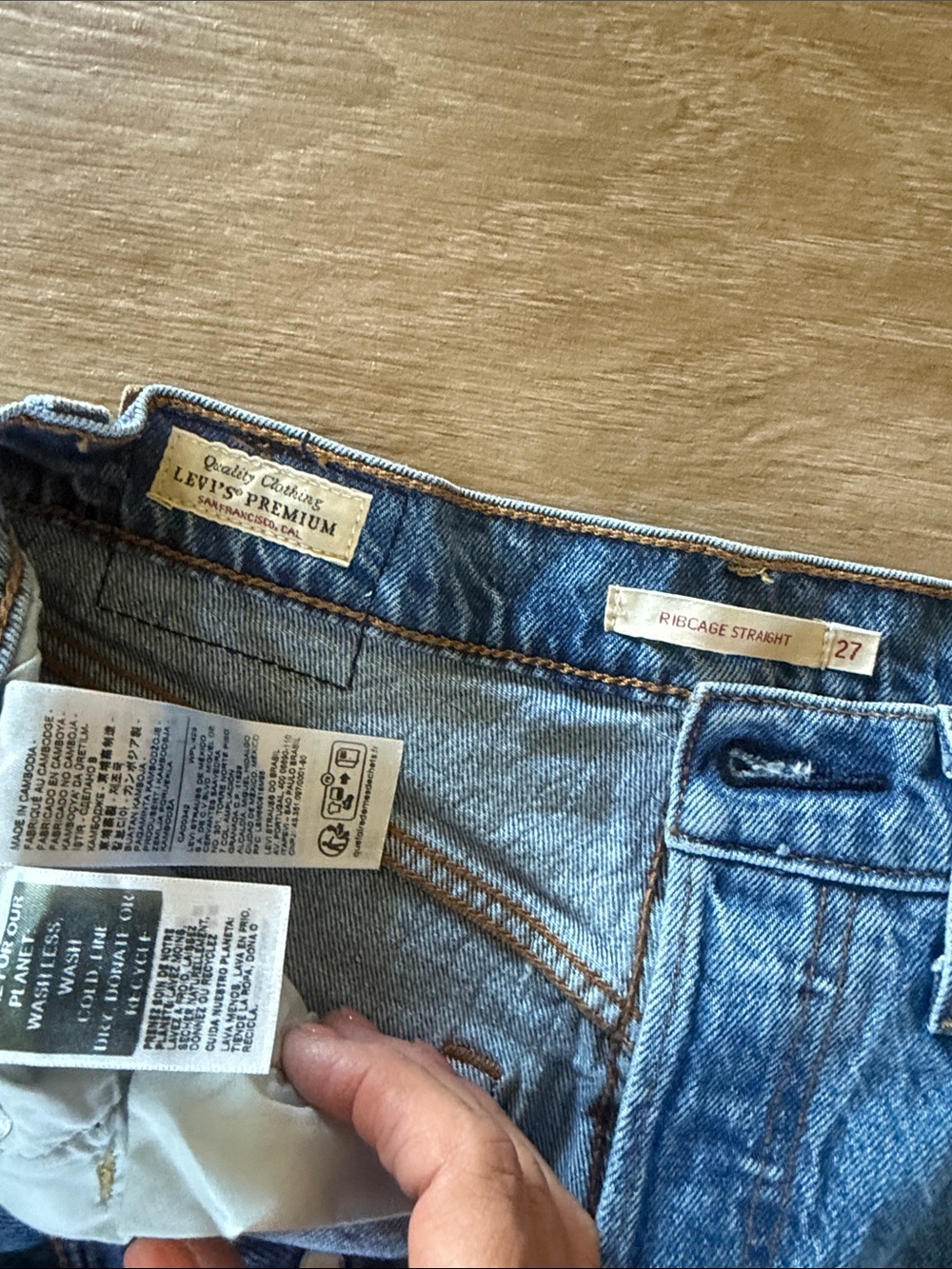 Levi’s Women’s Ribcage Straight Denim Jeans size 27 - Picture 2 of 4